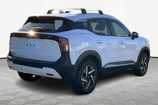 Used 2025 Nissan Kicks SV w/ SV Premium Package image 5