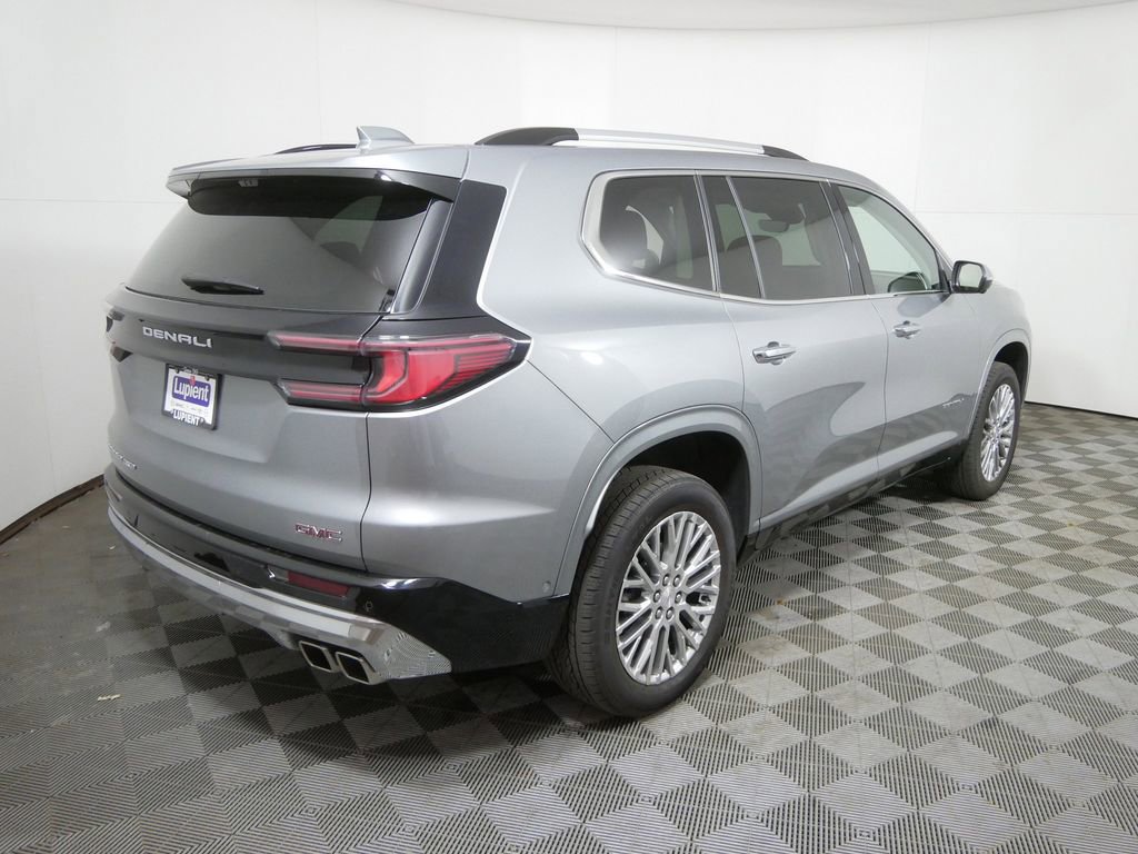 Used 2024 GMC Acadia Denali w/ Super Cruise Package image 3
