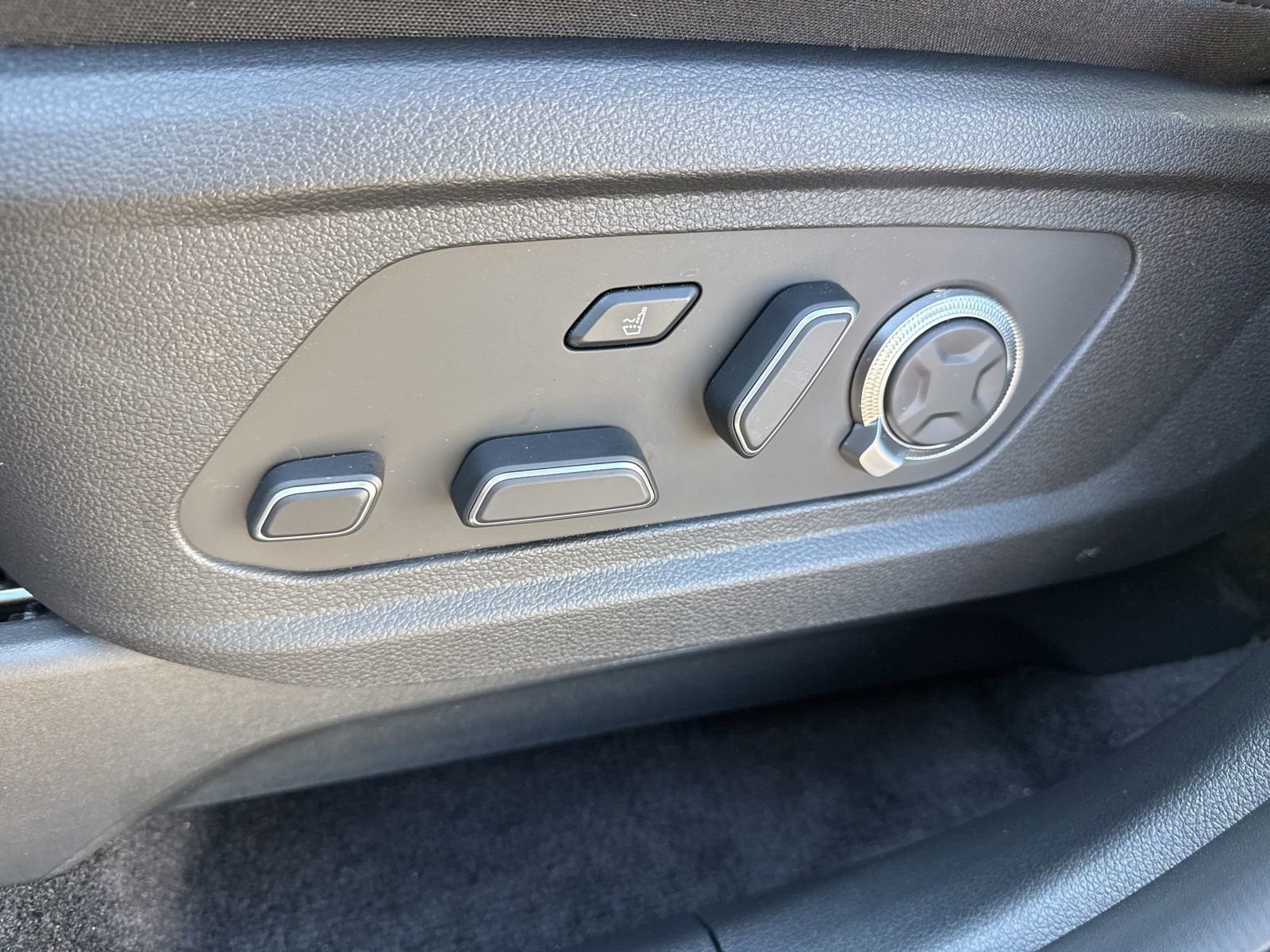 Used 2025 Hyundai Palisade Calligraphy image 23