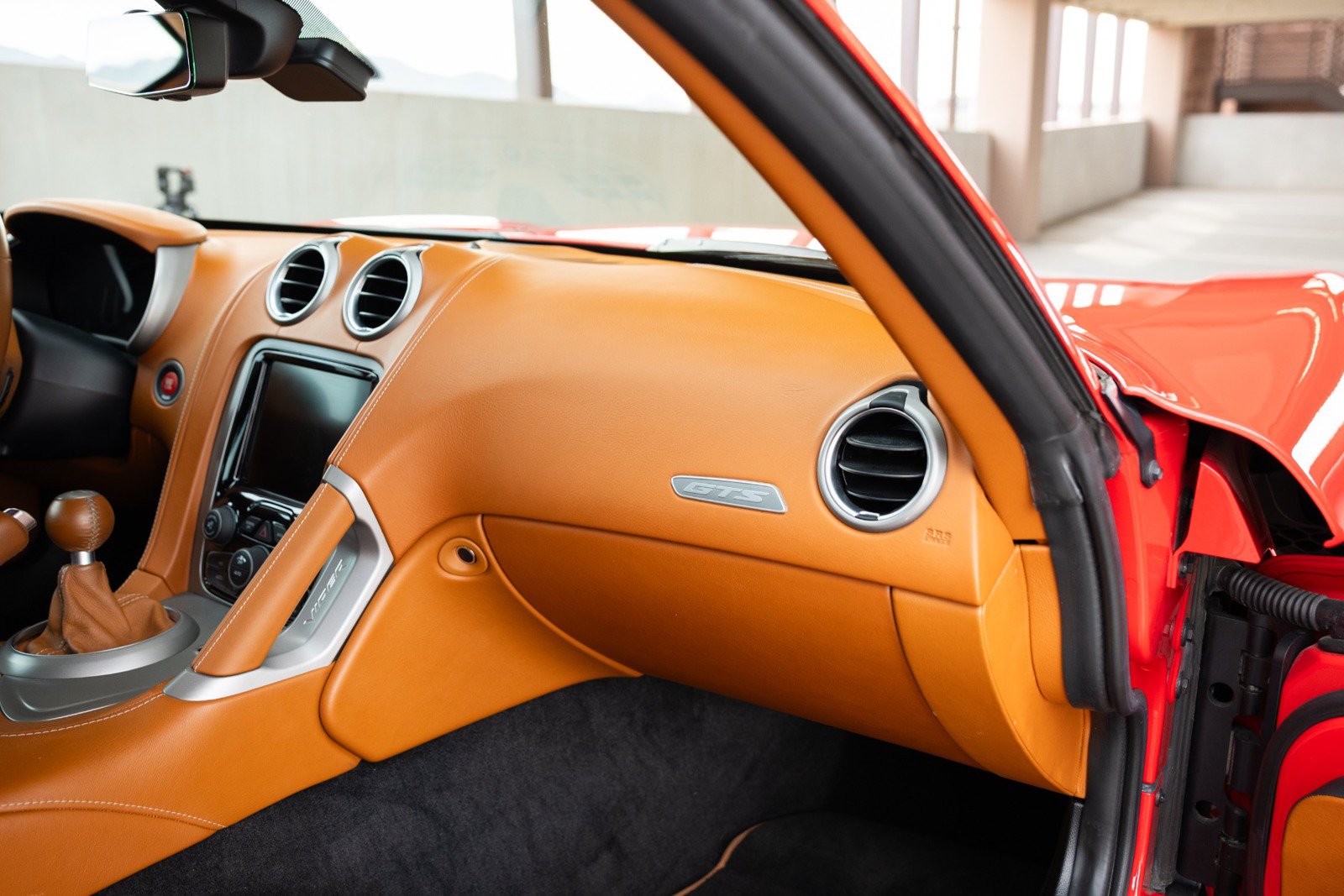 Used 2013 SRT Viper GTS w/ GTS Laguna Interior Pkg RWD image 56