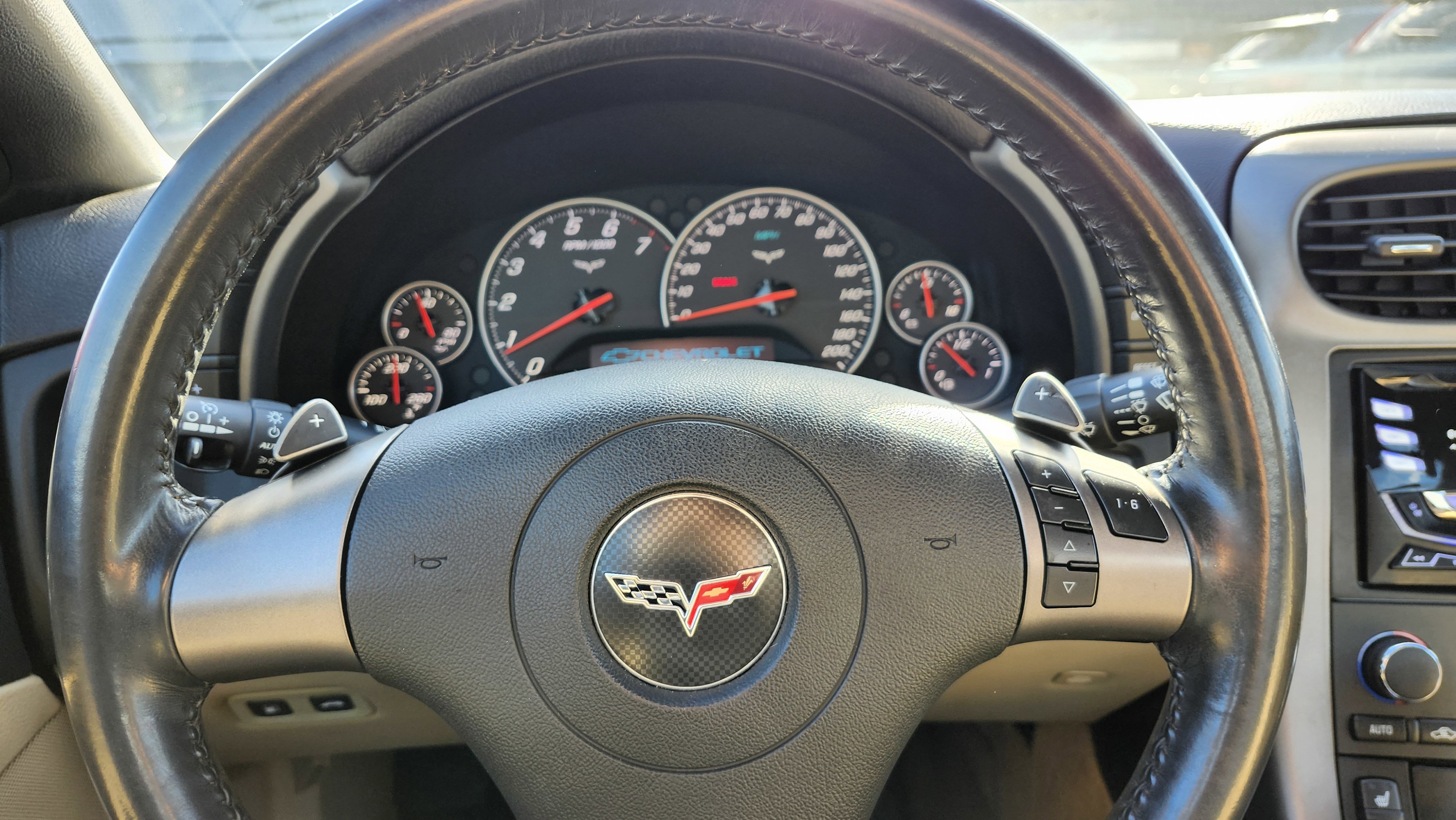 Used 2007 Chevrolet Corvette Coupe w/ Preferred Equipment Group image 21