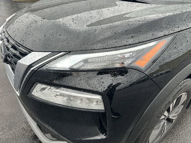 Certified 2023 Nissan Rogue SV image 37