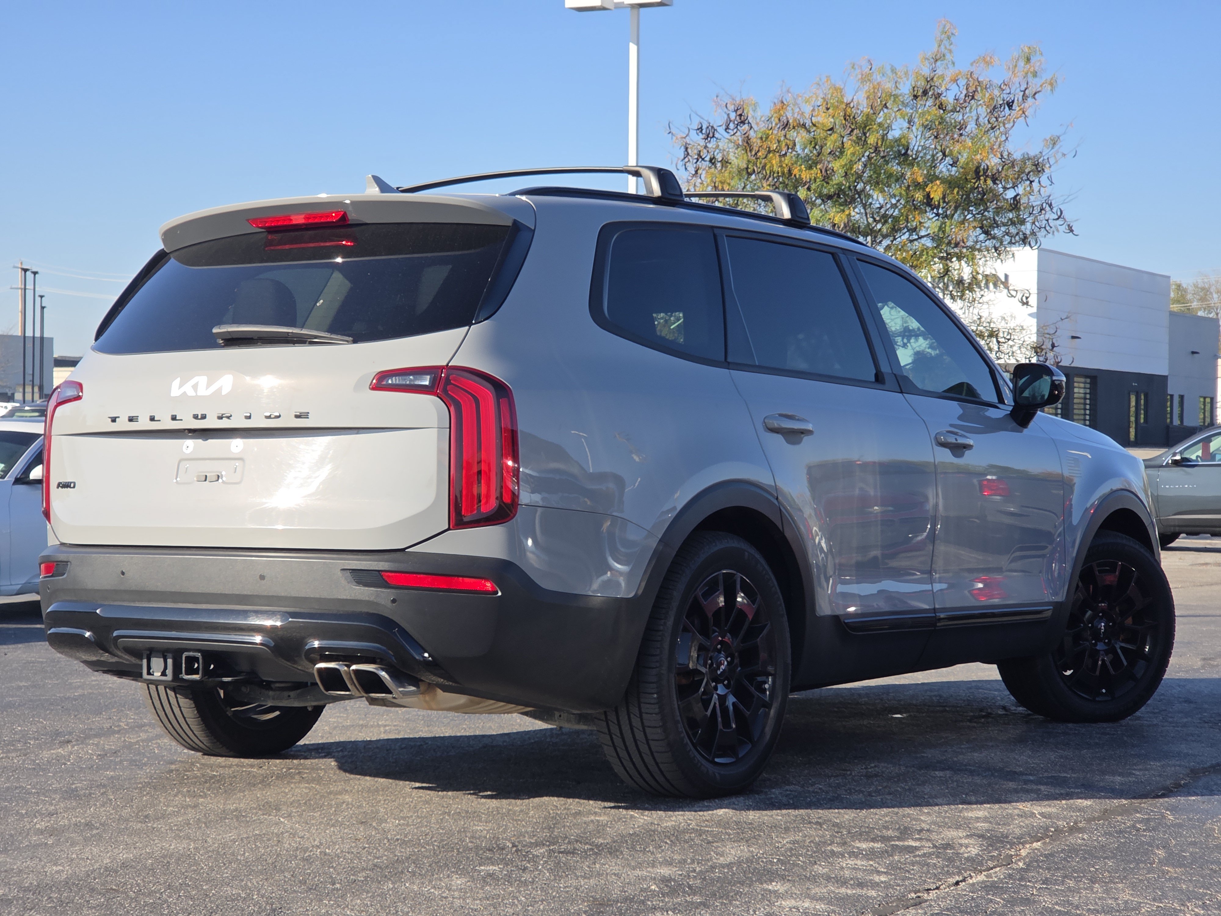 Used 2022 Kia Telluride SX w/ SX Prestige Package AWD/4WD image 11