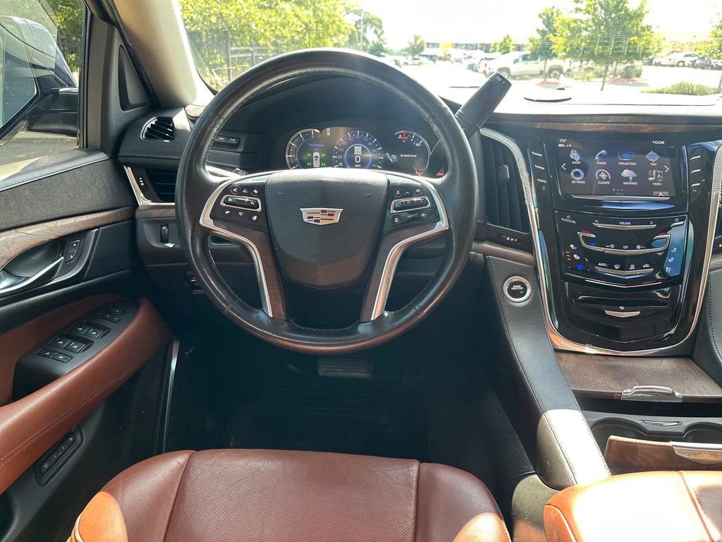 Used 2017 Cadillac Escalade Premium Luxury RWD image 34