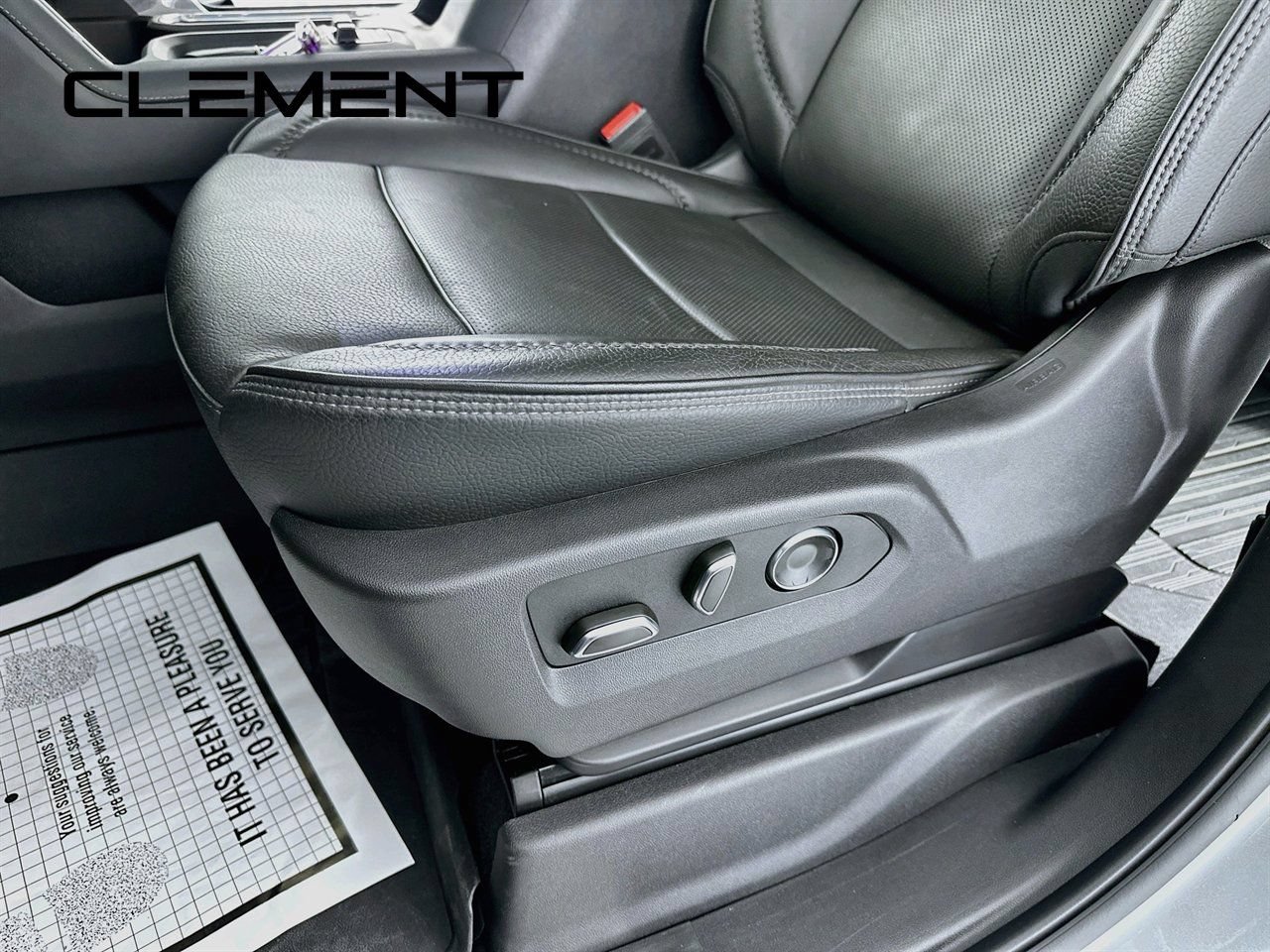 Used 2024 GMC Sierra 3500 Denali w/ Denali Reserve Package AWD/4WD image 30