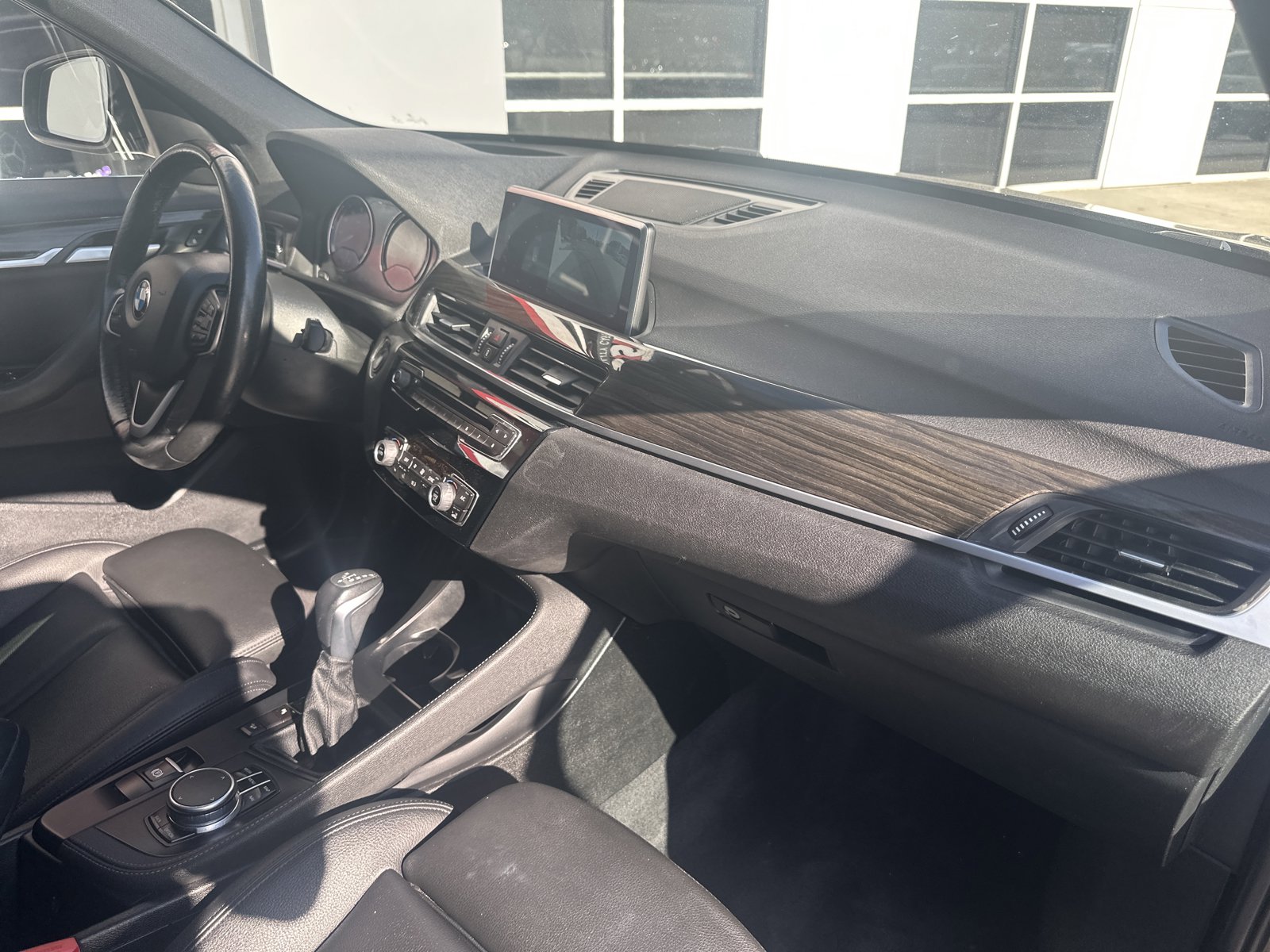 Used 2019 BMW X1 xDrive28i w/ Convenience Package AWD/4WD image 33