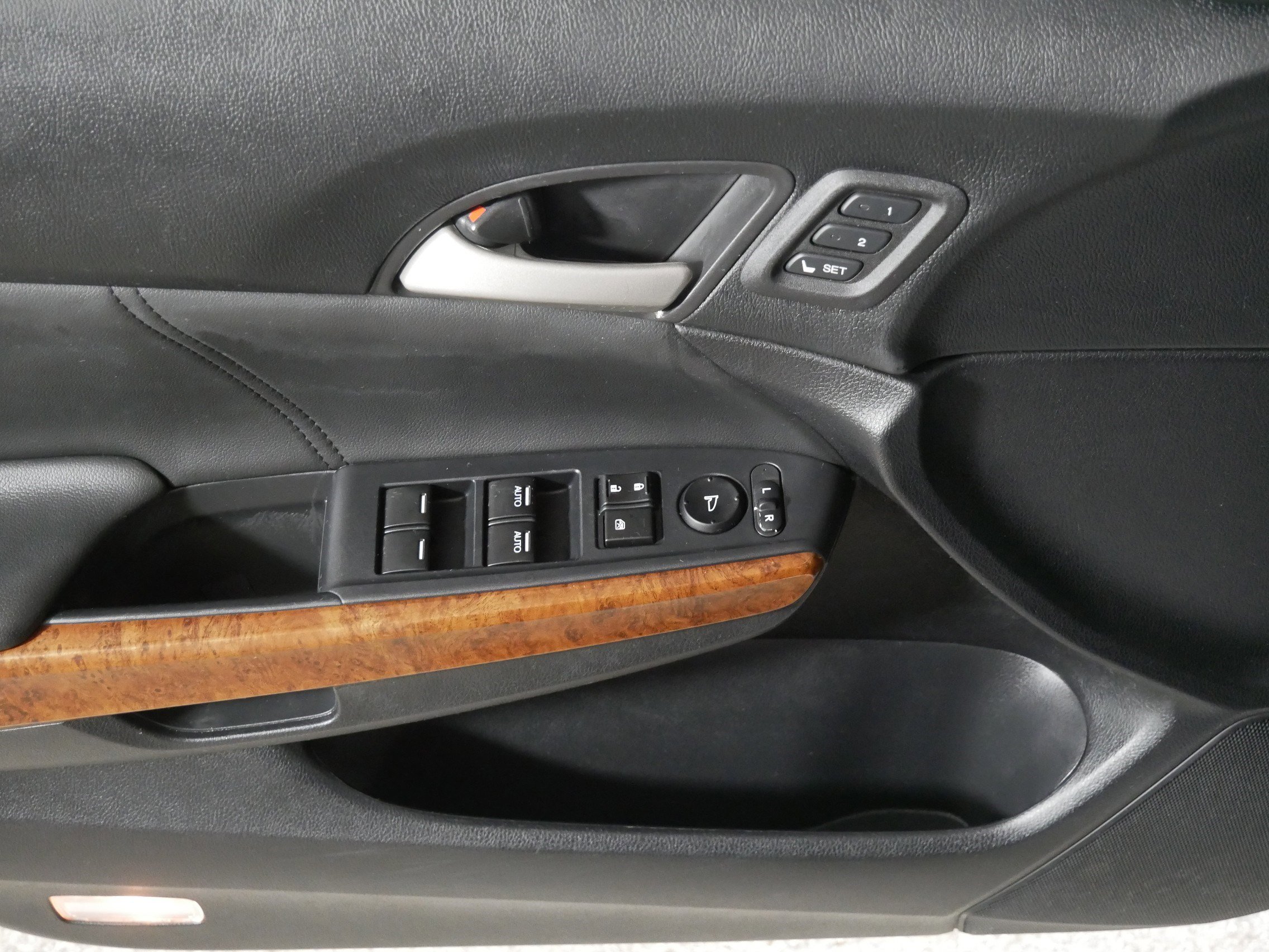 Used 2011 Honda Accord EX-L image 19