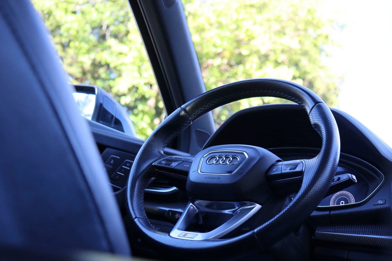 Used 2023 Audi SQ5 Premium Plus w/ Premium Plus Package AWD/4WD image 23