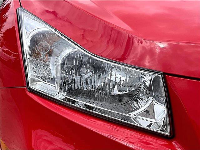 Used 2015 Chevrolet Cruze LS image 30