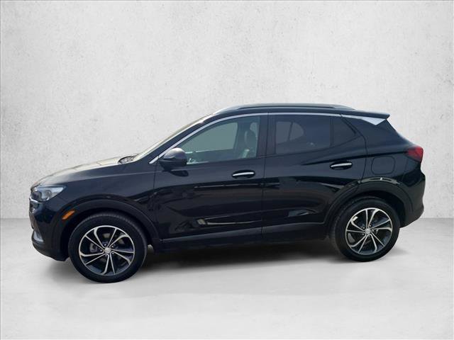 Used 2023 Buick Encore GX Select w/ Safety Package II image 2