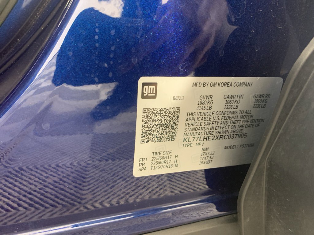 Used 2024 Chevrolet Trax LT w/ Sunroof Package image 13