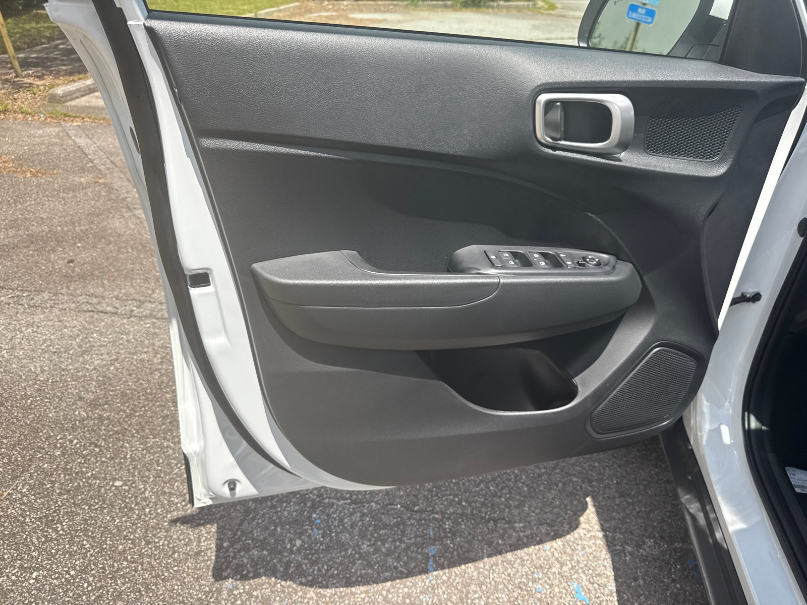 New 2026 Hyundai Venue SEL FWD image 11