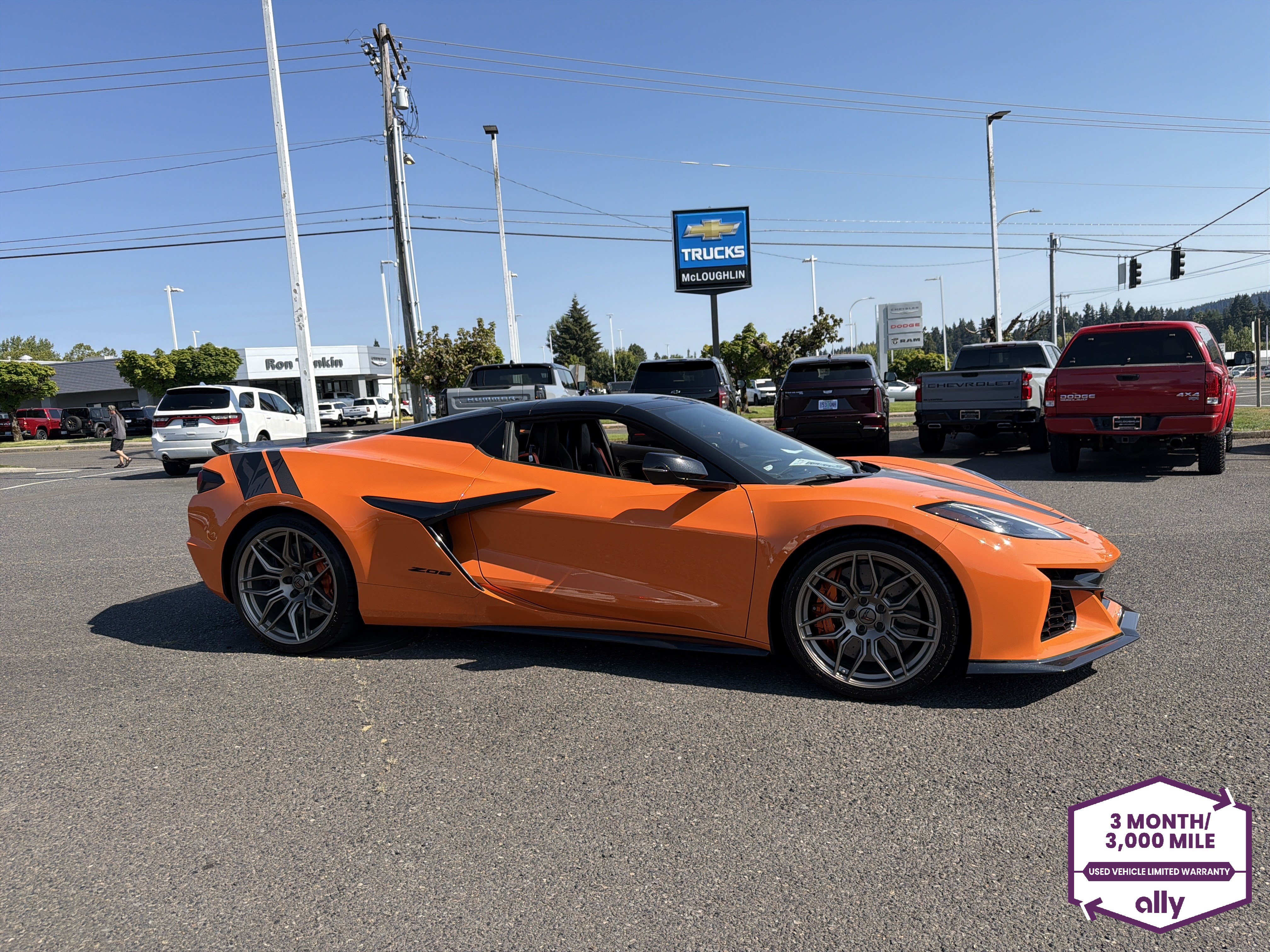 Used 2024 Chevrolet Corvette Z06 RWD image 6