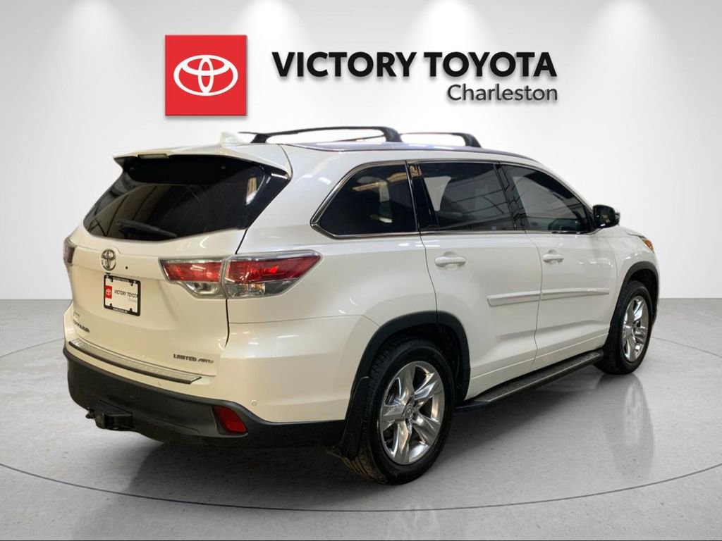 Used 2015 Toyota Highlander Limited Platinum image 7