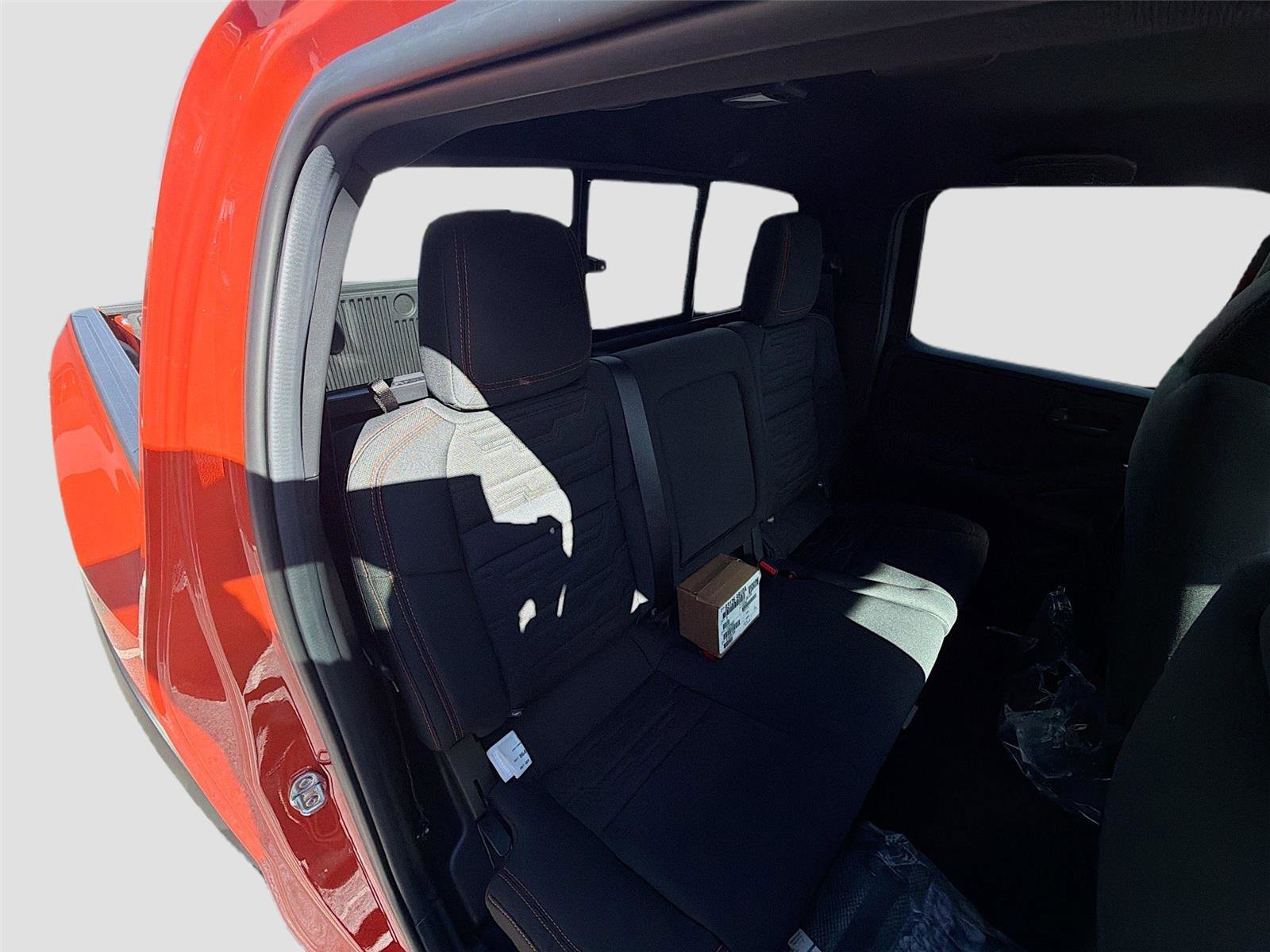 New 2026 Nissan Frontier PRO-4X w/ Pro-4x Convenience Package image 25