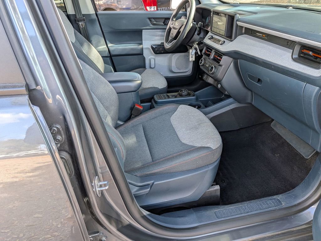 Used 2024 Ford Maverick XLT image 30