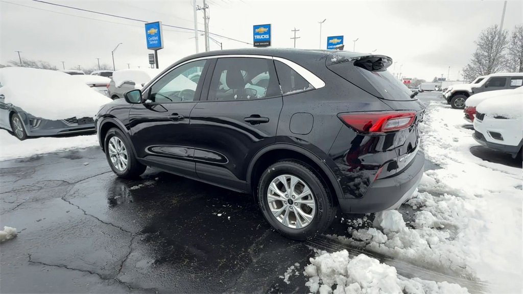 Used 2023 Ford Escape Active image 6