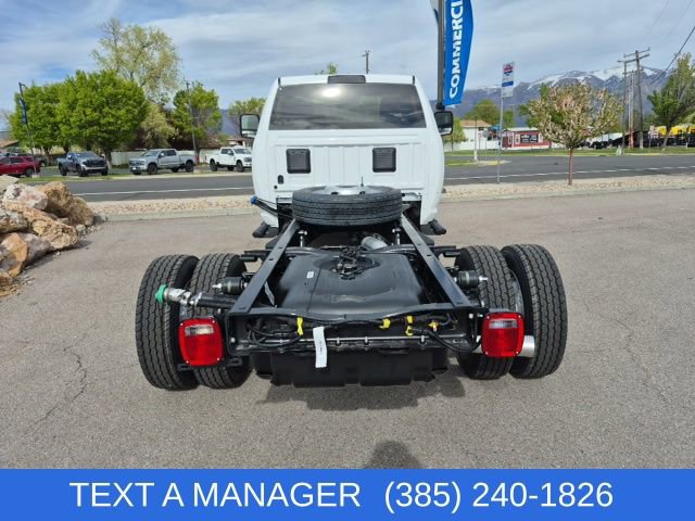 New 2026 RAM 5500 4x4 Regular Cab image 4