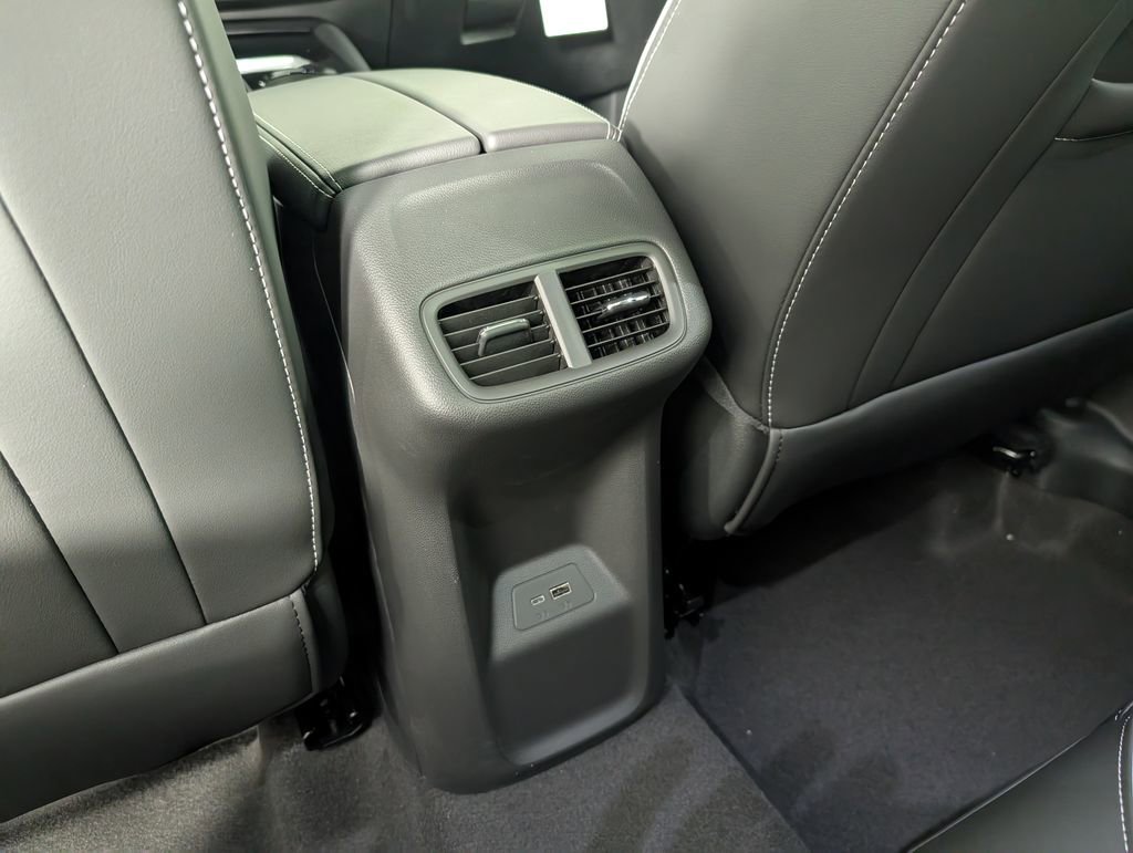 New 2025 Buick Envision Sport Touring image 30