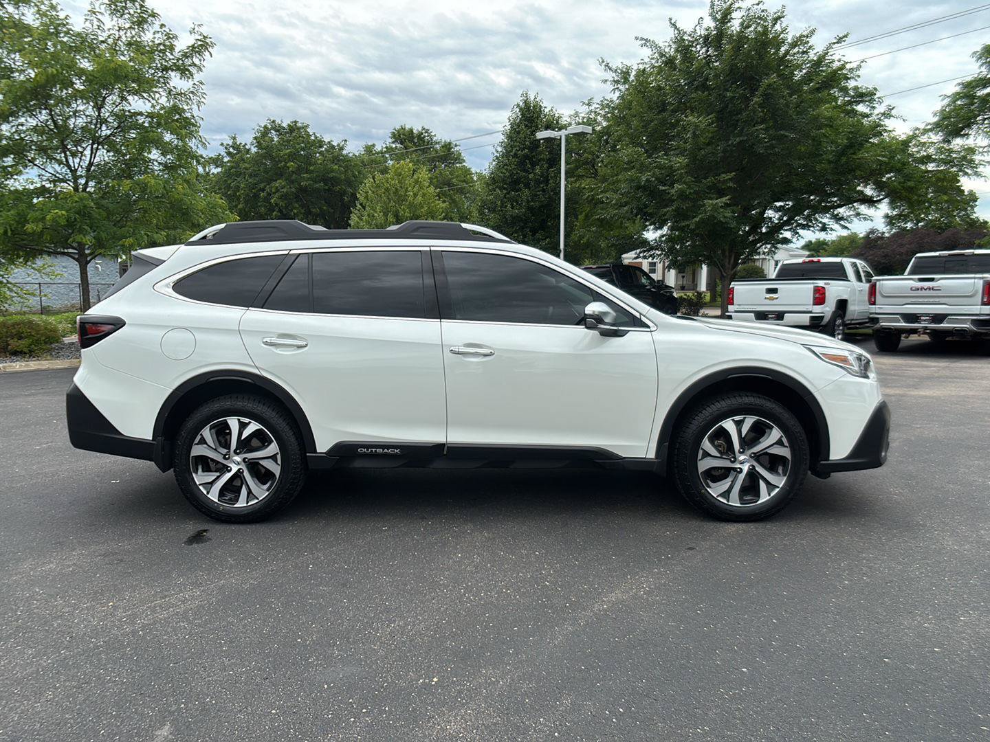 Used 2022 Subaru Outback Touring XT w/ Popular Package #2 AWD/4WD image 10
