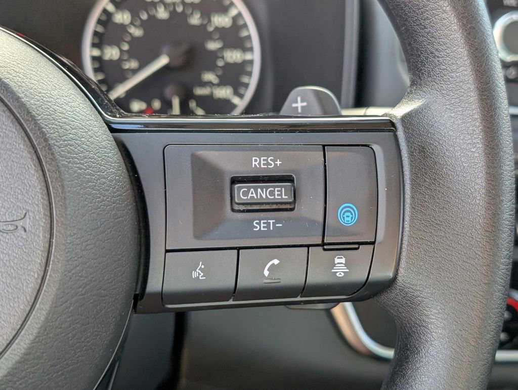 Certified 2023 Nissan Rogue SV image 23