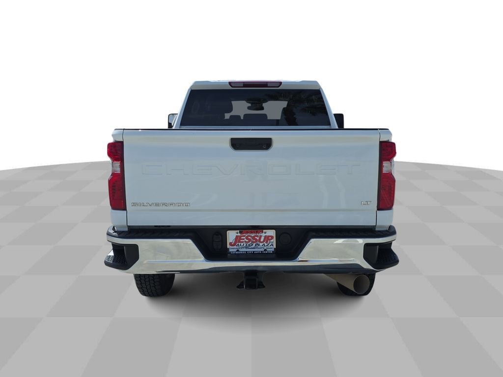 Used 2025 Chevrolet Silverado 2500 LT w/ Convenience Package image 7