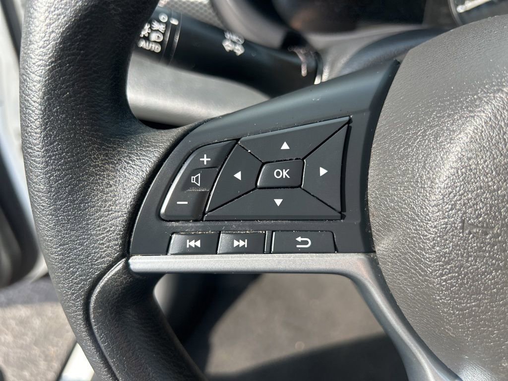 Used 2023 Nissan Kicks SV image 17