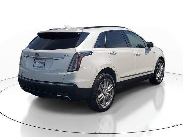 Certified 2024 Cadillac XT5 Sportv w/ LPO, Floor Liner Package AWD/4WD image 4