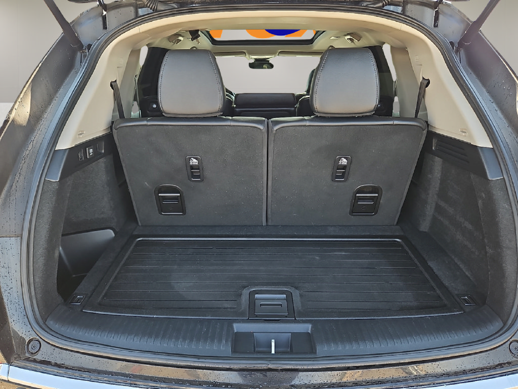 Used 2022 Acura MDX SH-AWD image 11
