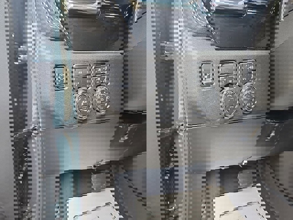 New 2026 Chevrolet Silverado 3500 LT w/ All Star Edition image 10