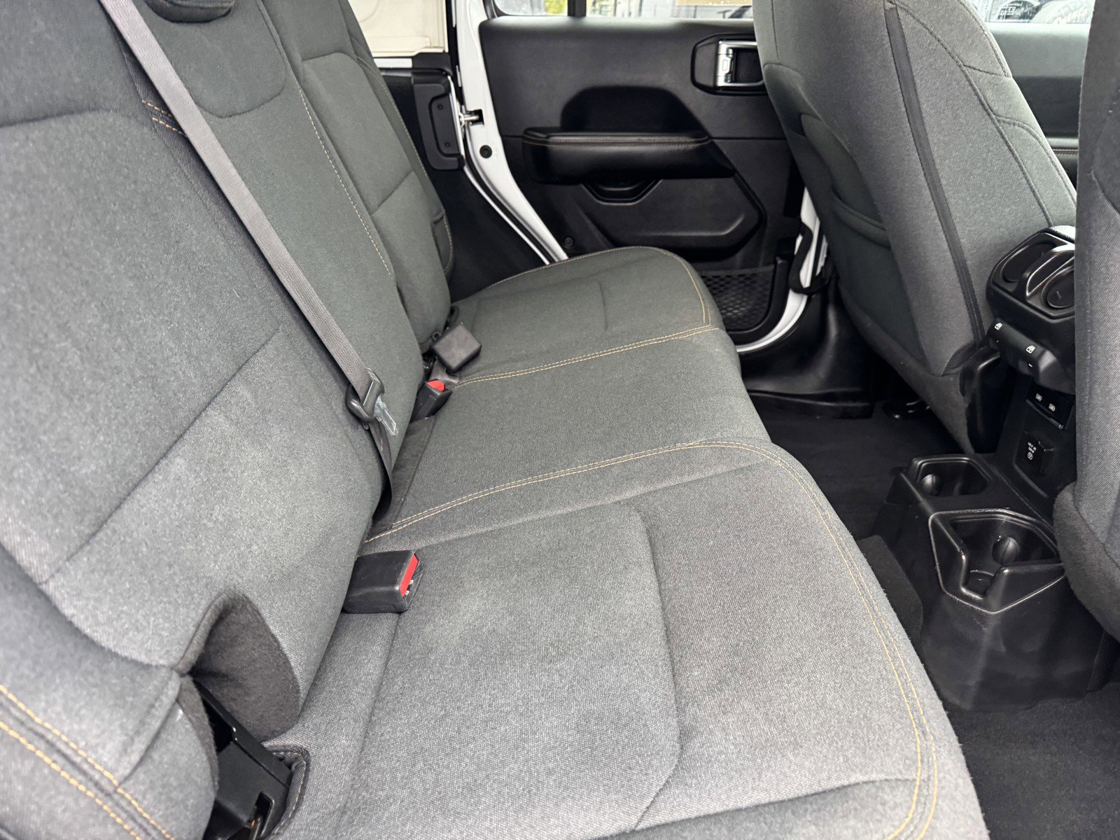 Certified 2024 Jeep Wrangler Unlimited Sahara image 12