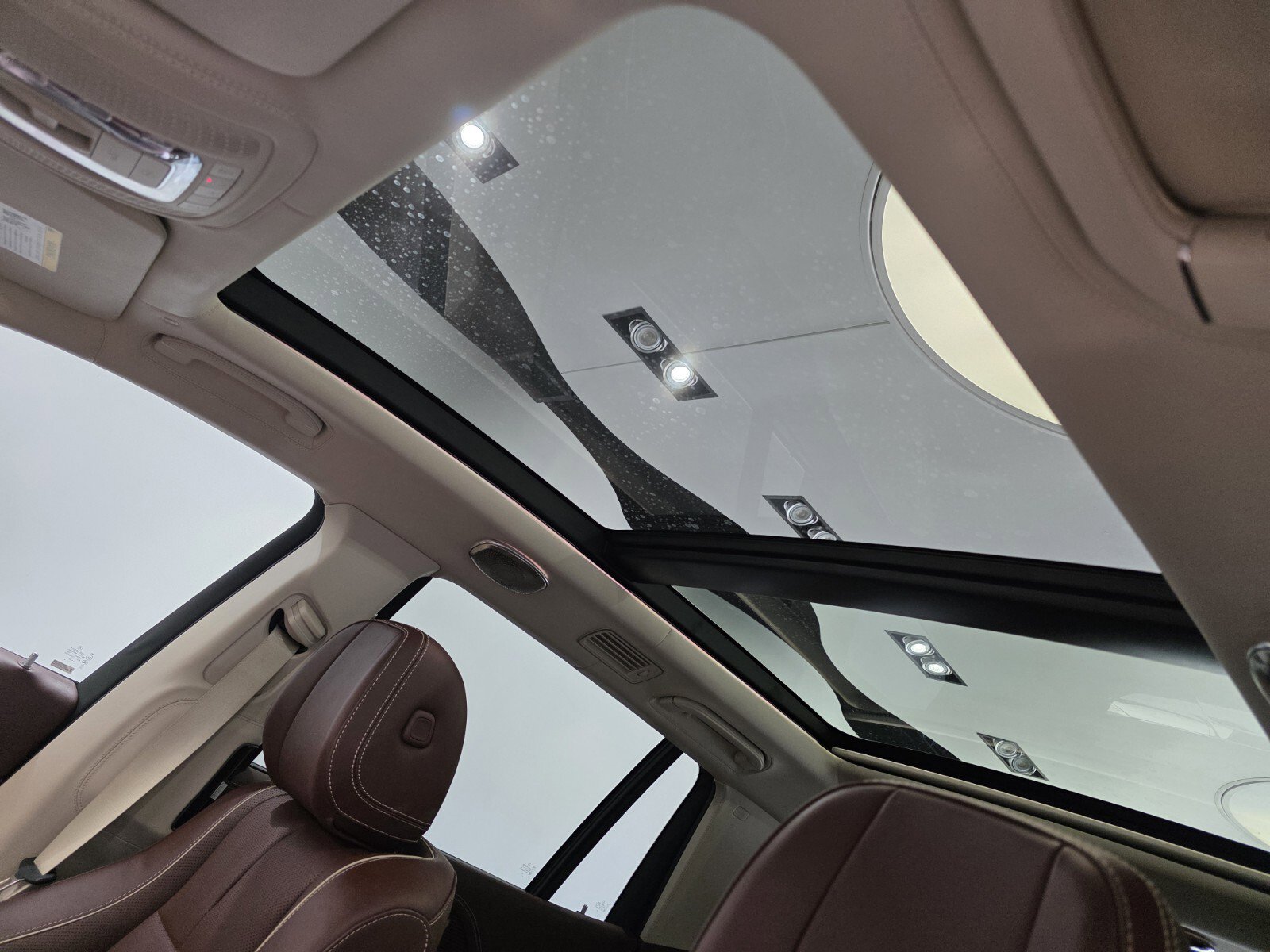 Used 2023 Mercedes-Benz Maybach GLS 600 4MATIC image 9