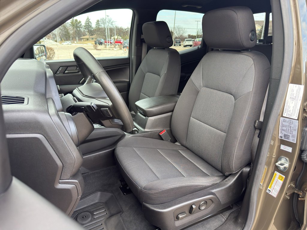 Certified 2023 Chevrolet Colorado Trail Boss w/ LPO, Dark Essentials Package image 16