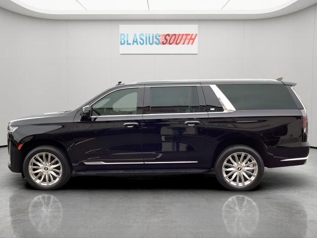 Used 2024 Cadillac Escalade ESV Premium Luxury image 6