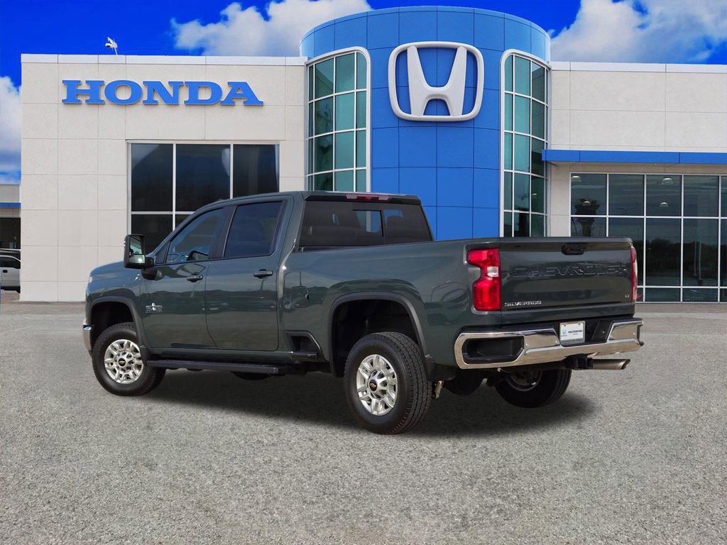 Used 2025 Chevrolet Silverado 2500 LT w/ Texas Edition image 5