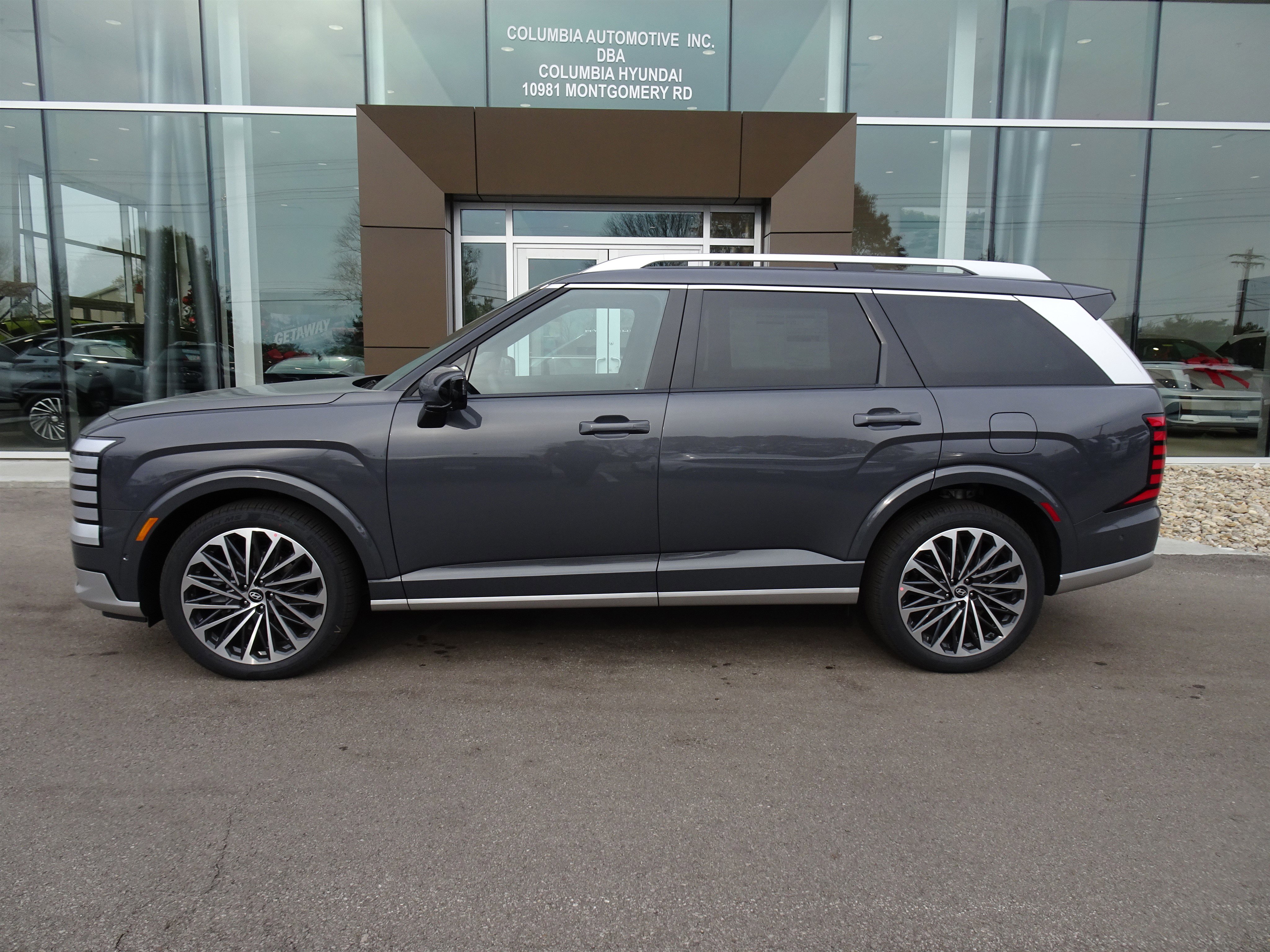 New 2026 Hyundai Palisade Calligraphy image 2