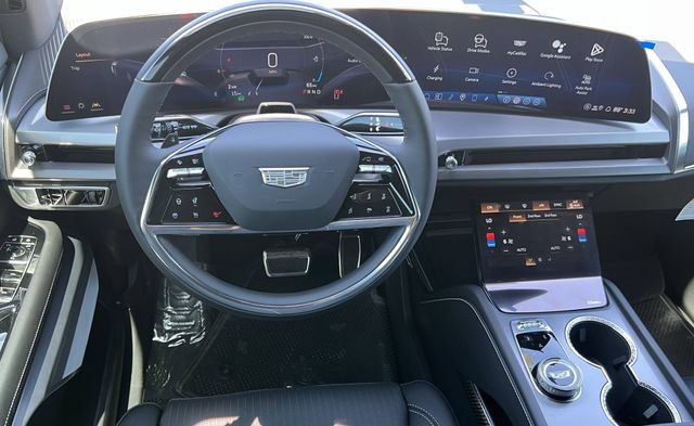 New 2026 Cadillac Vistiq Luxury AWD/4WD image 11