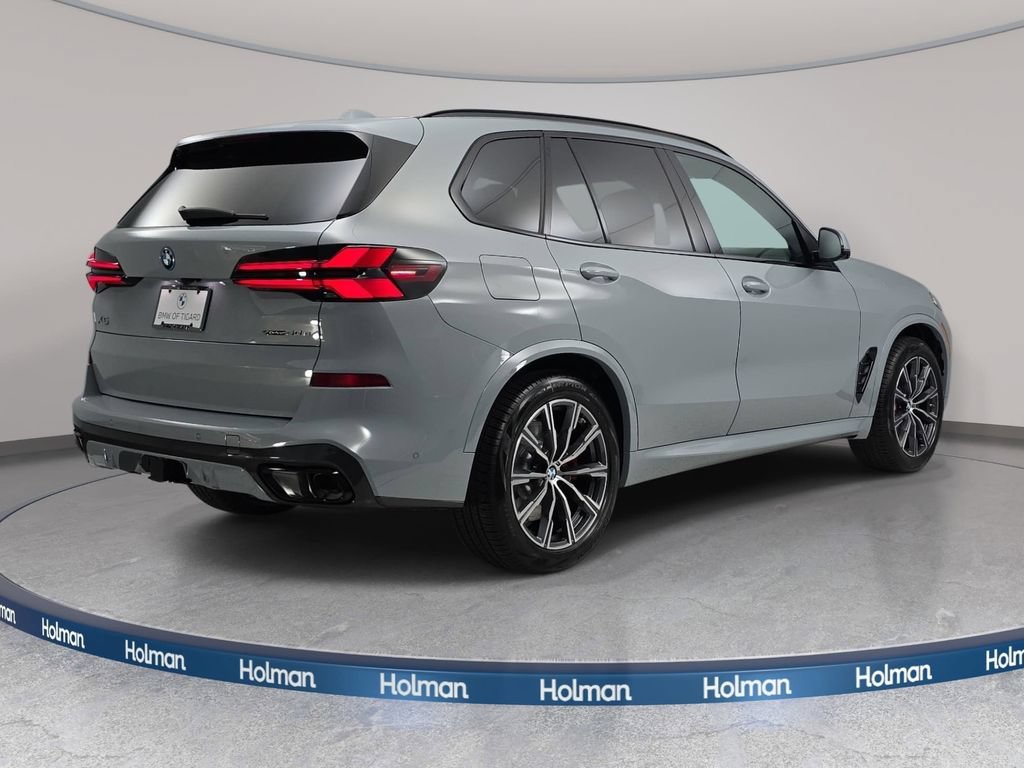 New 2026 BMW X5 xDrive50e w/ M Sport Package AWD/4WD image 5