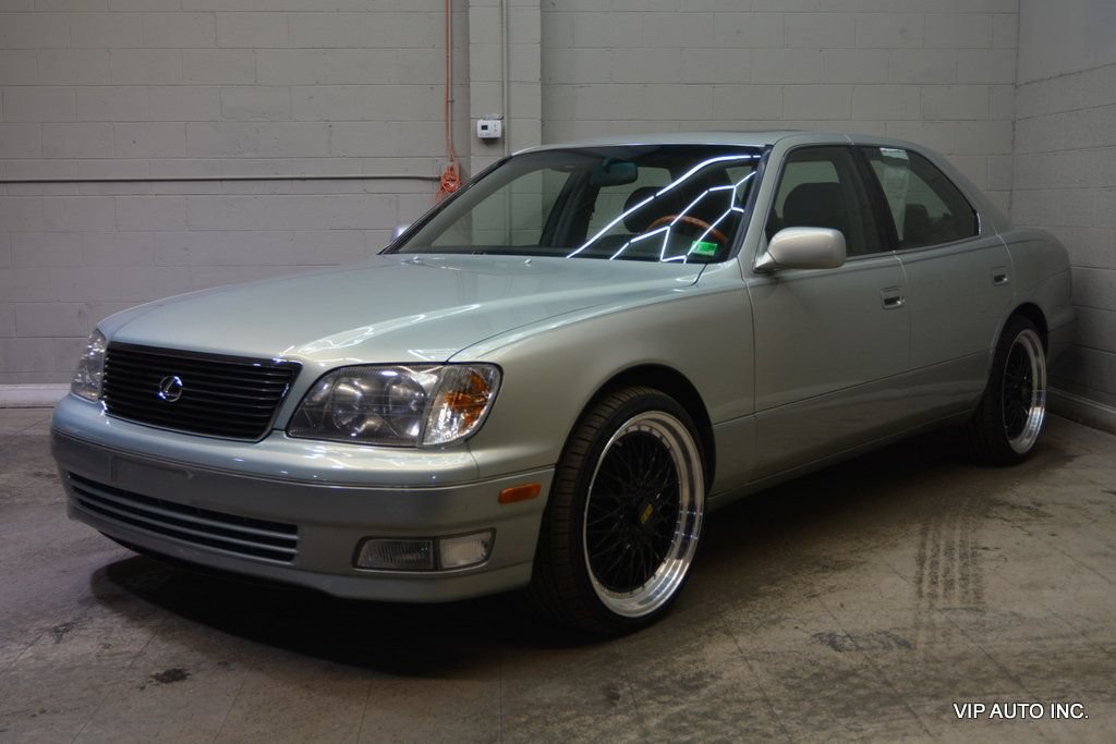 Used 1998 Lexus LS 400 RWD image 2