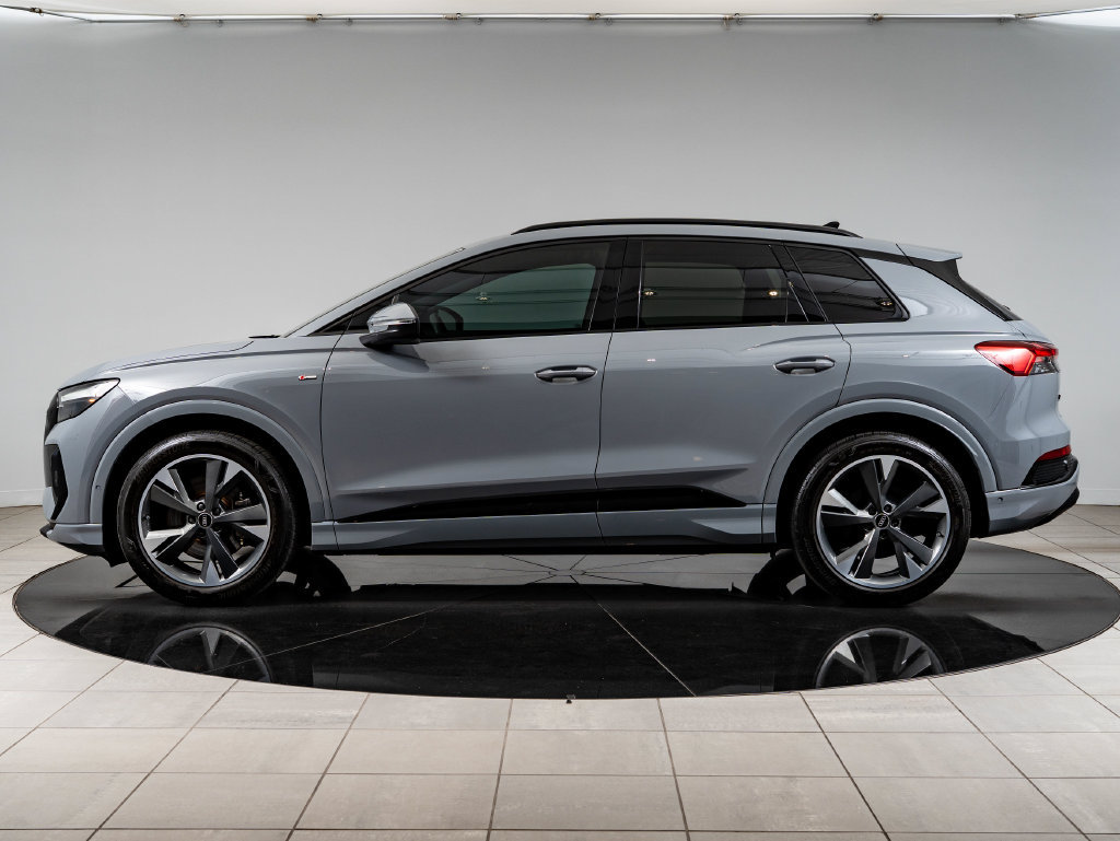Used 2024 Audi Q4 e-tron Premium Plus w/ Premium Plus AWD/4WD image 5