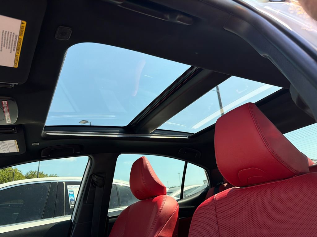 Used 2025 Toyota Camry XSE image 32