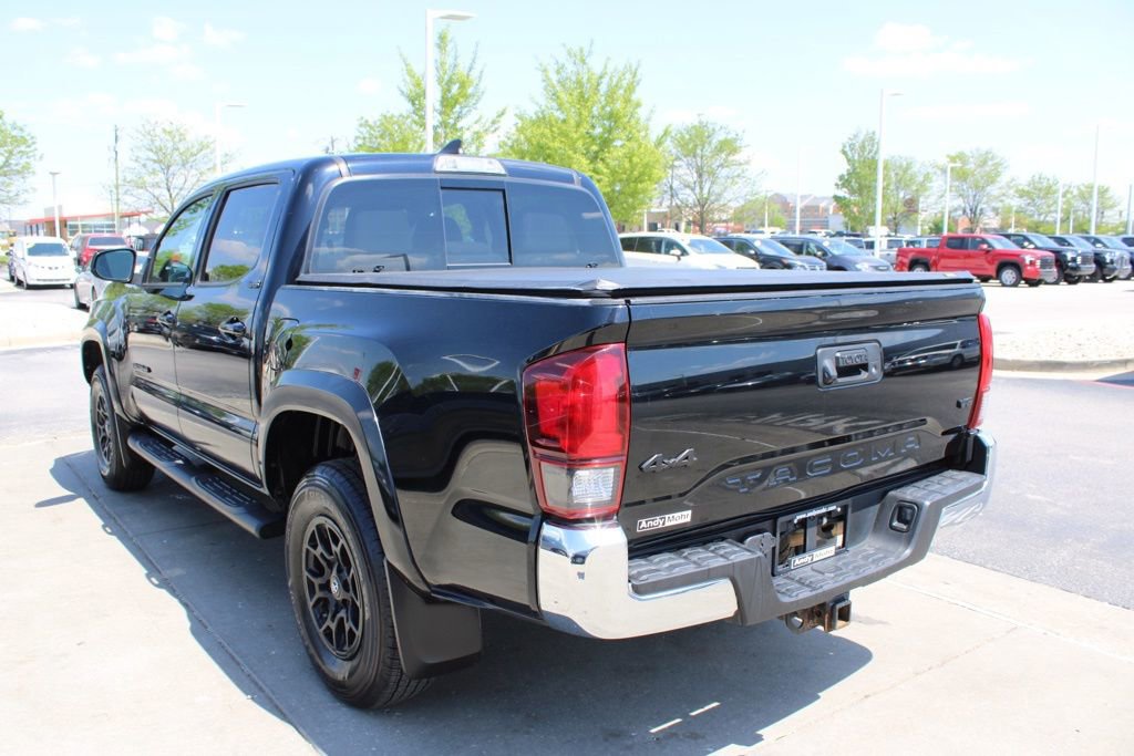 Used 2019 Toyota Tacoma SR5 AWD/4WD image 5