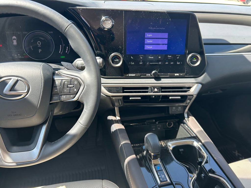 Used 2024 Lexus RX 350h w/ Accessory Package (K3) AWD/4WD image 16