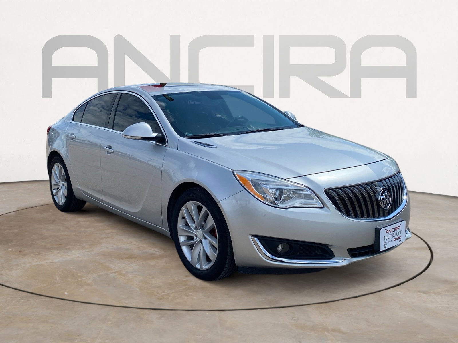 Used 2015 Buick Regal Premium w/ Experience Buick Package image 4