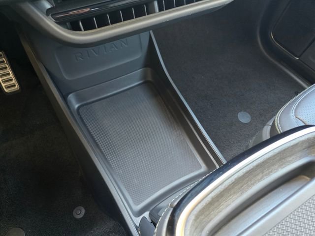 Used 2022 Rivian R1T Adventure image 26