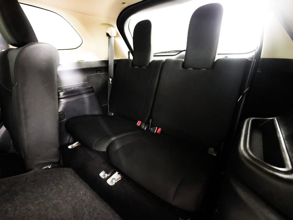 Used 2020 Mitsubishi Outlander ES image 17