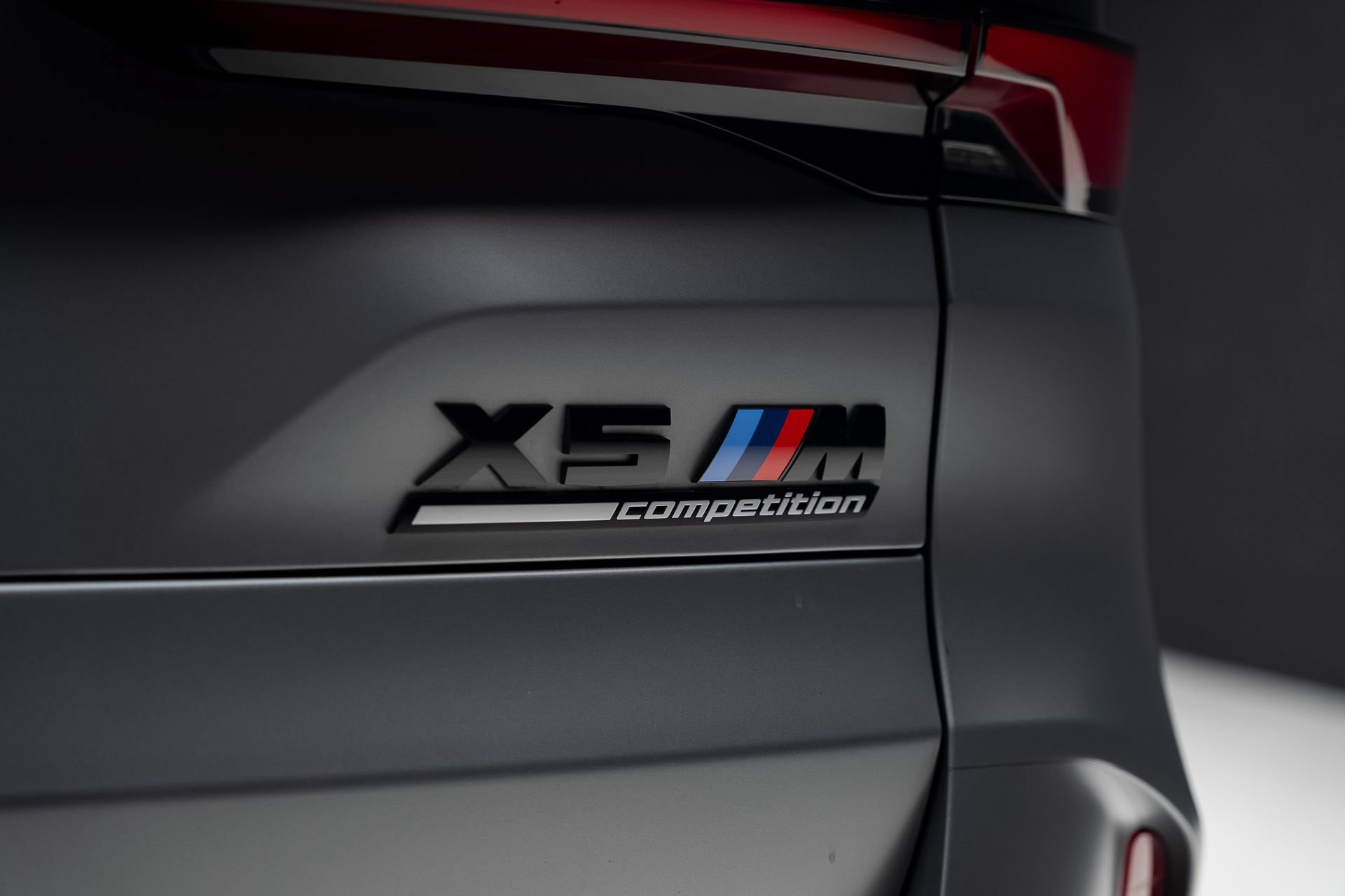 Used 2025 BMW X5 M Competition w/ Executive Package AWD/4WD image 32
