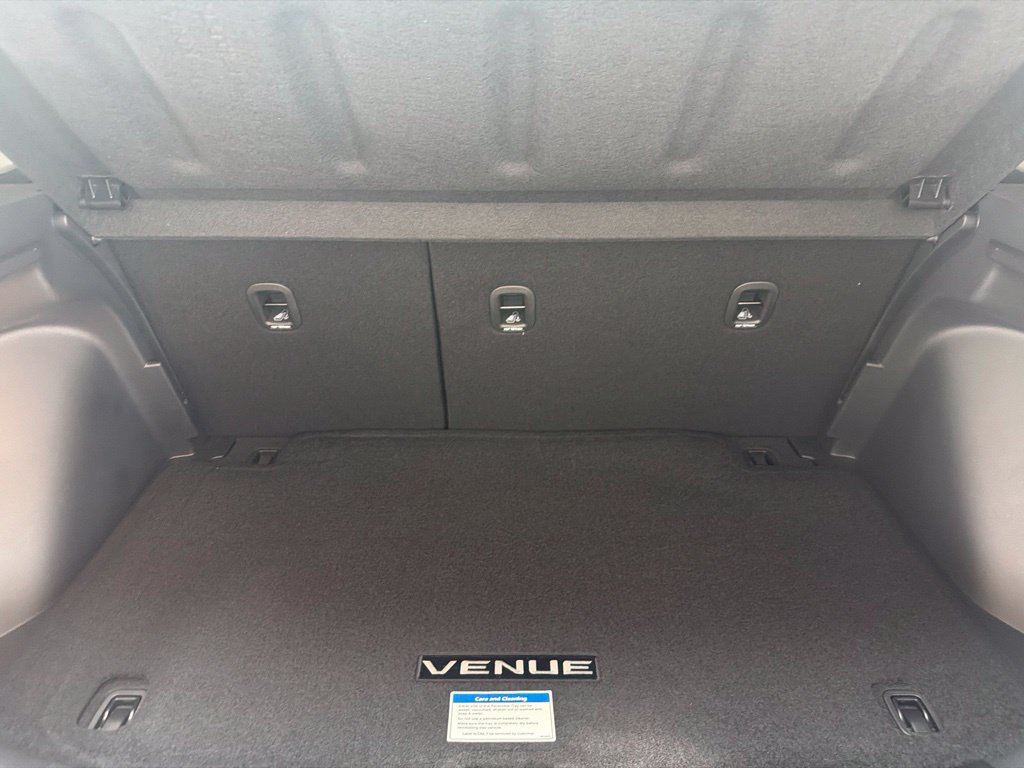 New 2026 Hyundai Venue SEL FWD image 9