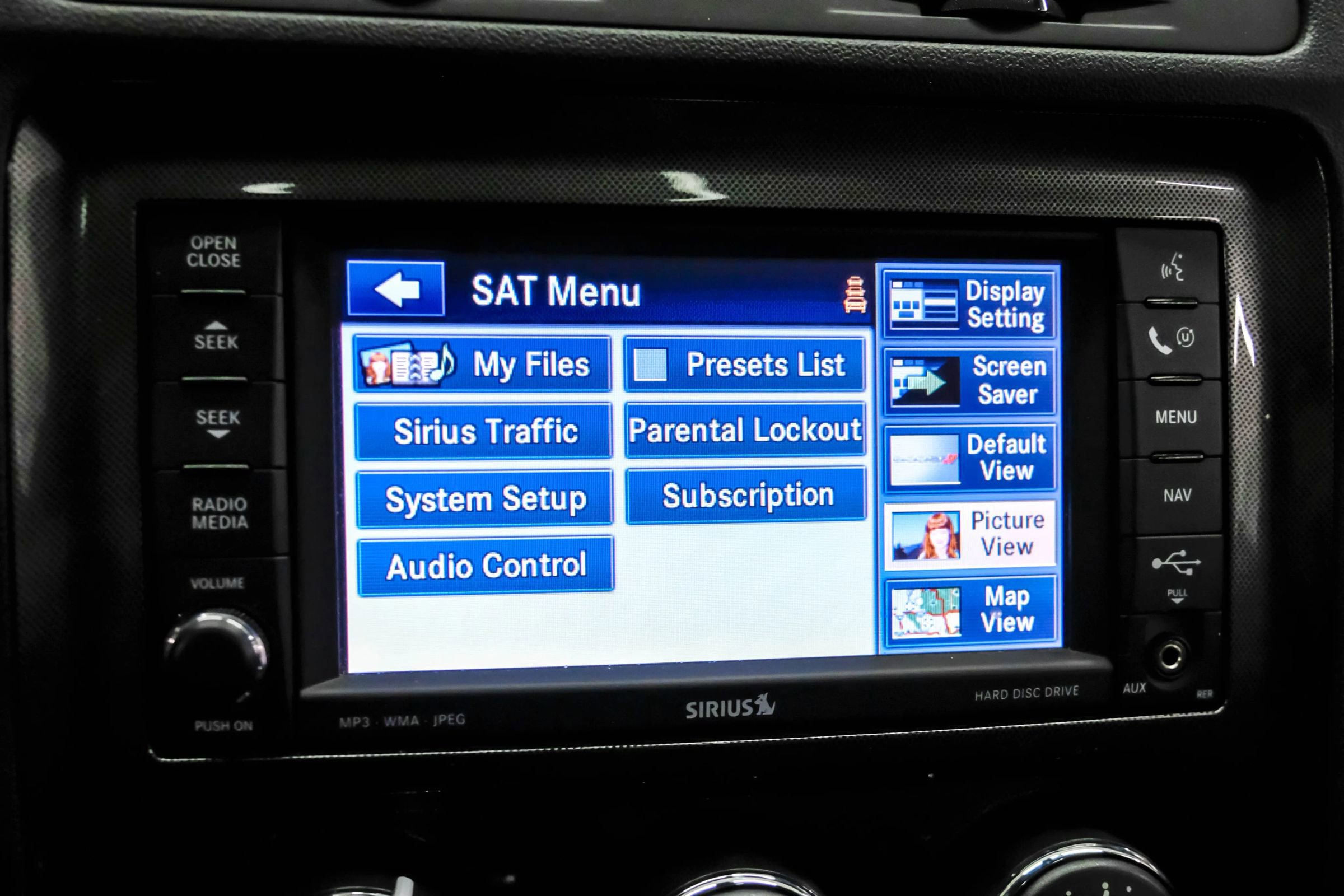 Used 2009 Dodge Challenger SRT8 w/ SRT Option Group II RWD image 22