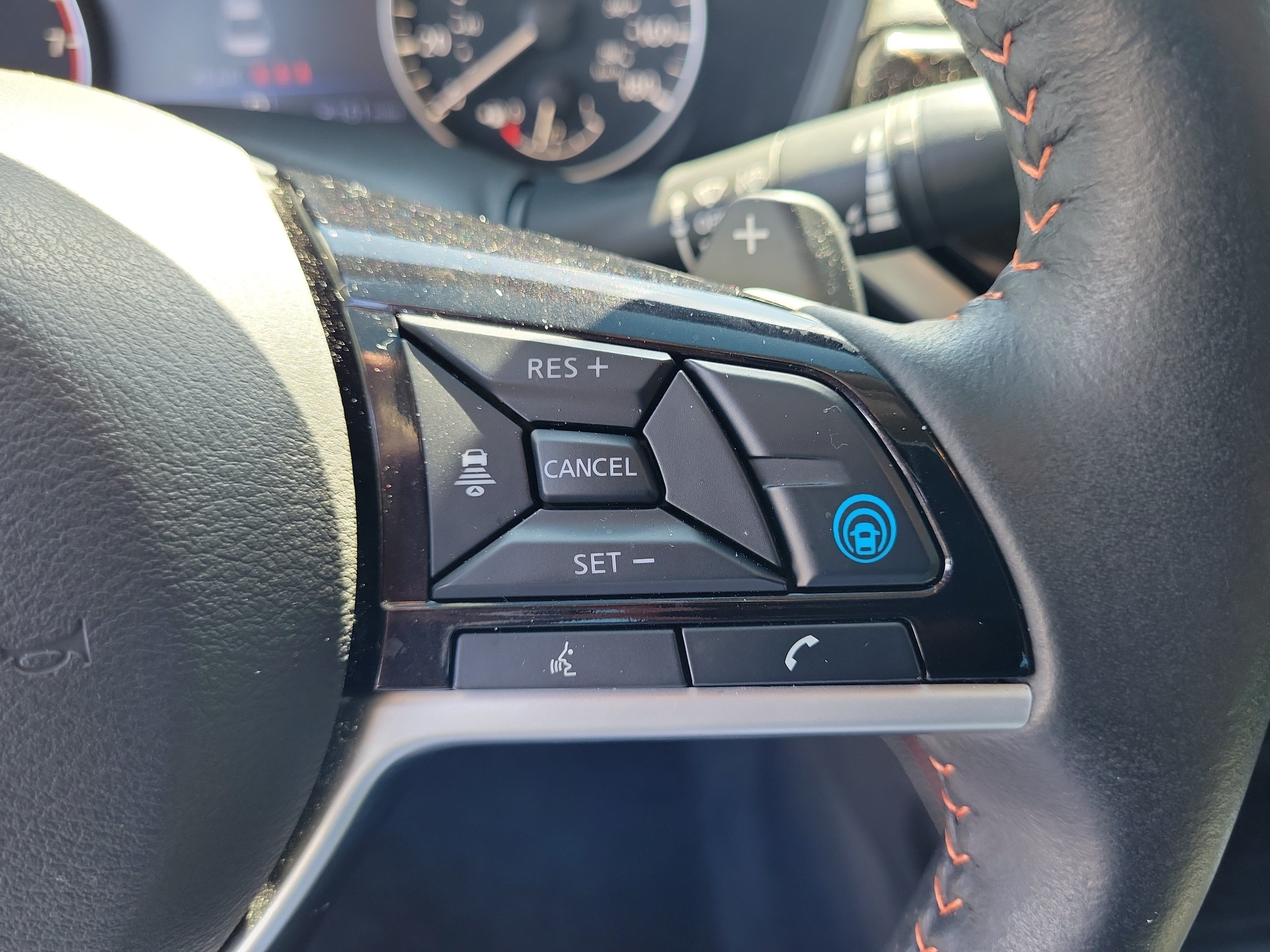 Certified 2024 Nissan Altima 2.0 SR FWD image 18